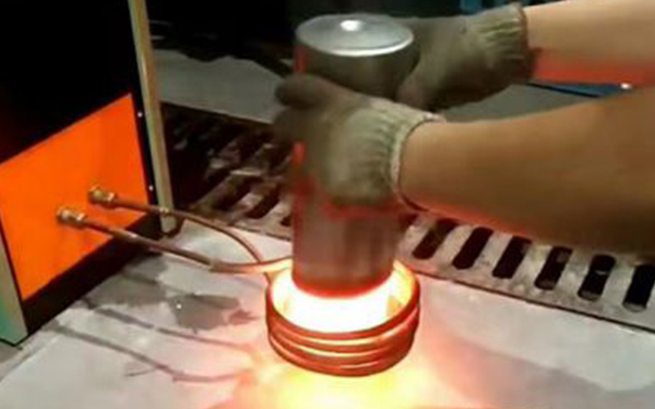 雙工位淬火機床工藝